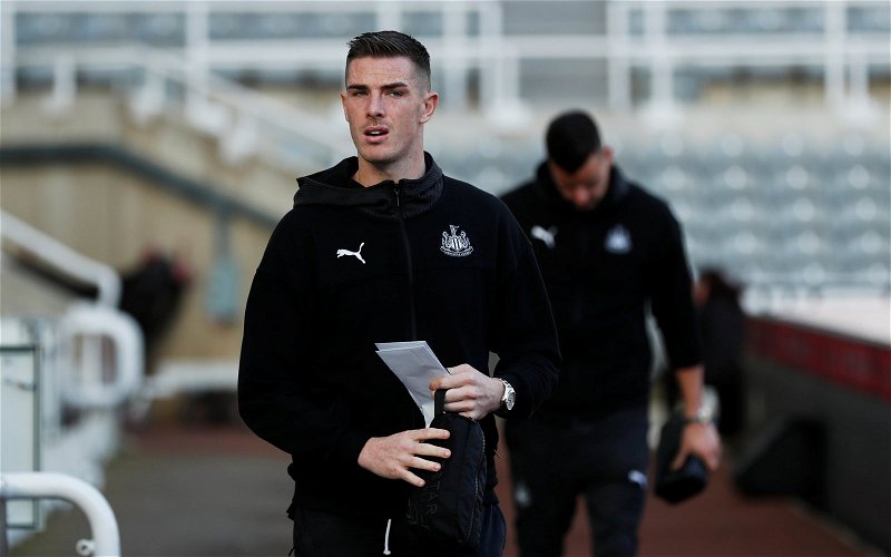 Image for Ciaran Clark: Newcastle defender wanted to fight for his place despite Sheffield United talks