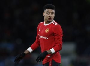 jesse-lingard-playing-for-manchester-united-in-the-champions-league