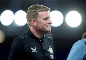 eddie-howe-watching-newcastle-united-play-everton-in-the-premier-league-2022