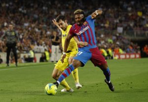 adama-traore-playing-for-barcelona-against-villarreal-in-la-liga-2022