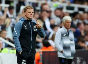 eddie-howe-managing-newcastle-united-against-atalanta-in-a-preseaon-friendly-2022