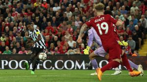 alexander-isak-scores-for-newcastle-united-against-liverpool-premier-league-2022