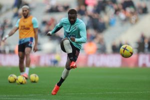 allan saint maximin newcastle vs fulham fc premier league 2023